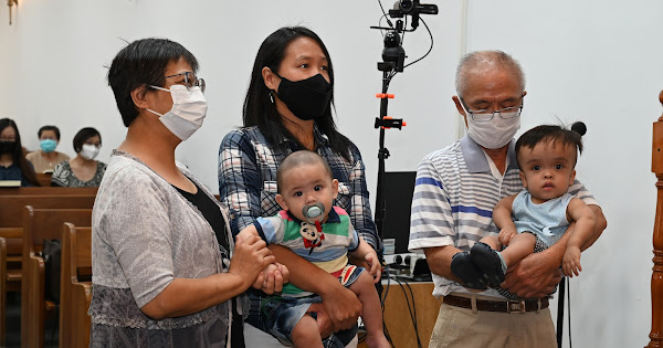 Máximo y Alexander Yang 洗禮