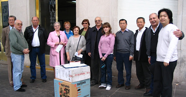 捐電腦給 Posadas 醫院小兒科的小孩